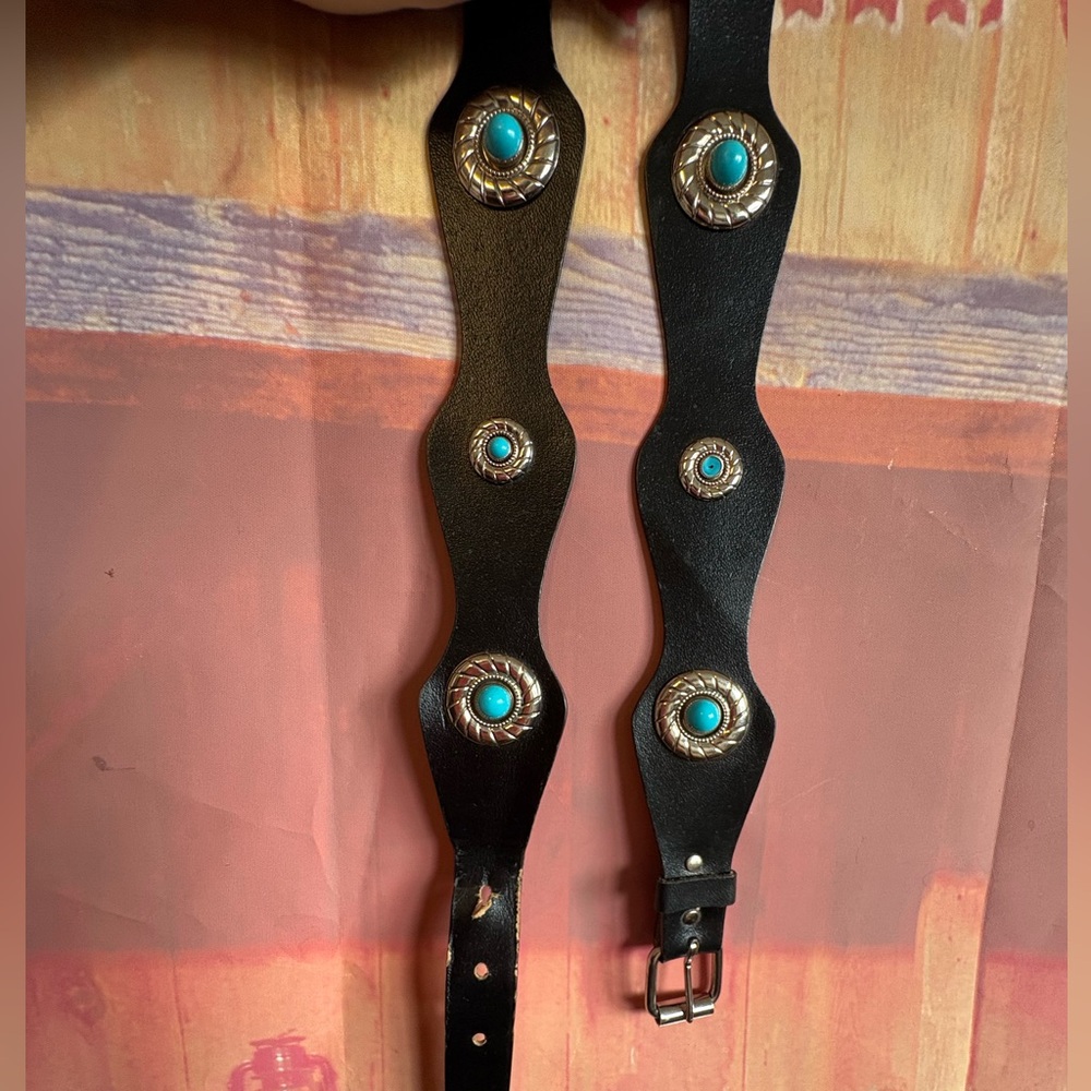 Vintage Western Faux Turquoise Concho Belt - Bonded Leather - Picture 2 of 6